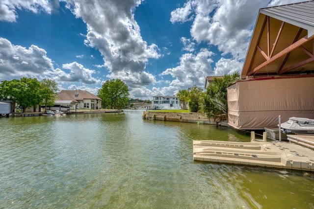 59 Applehead Island DR, Horseshoe Bay, TX 78657
