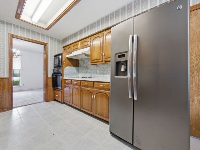 316 Shadywood Lane, Seagoville, TX 75159