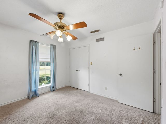 316 Shadywood Lane, Seagoville, TX 75159