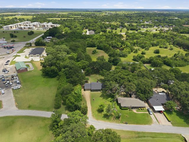 316 Shadywood Lane, Seagoville, TX 75159