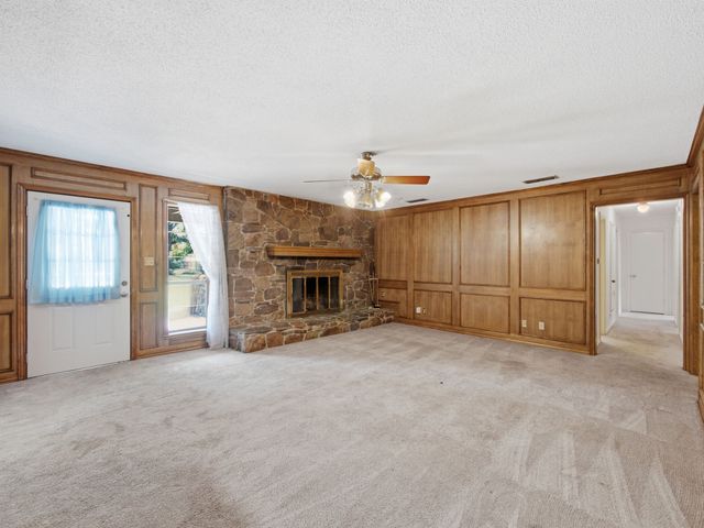 316 Shadywood Lane, Seagoville, TX 75159