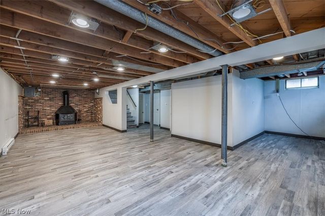 1211 Manitoulin Pike, Brunswick, OH 44212