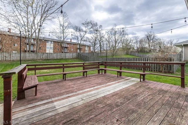 1211 Manitoulin Pike, Brunswick, OH 44212