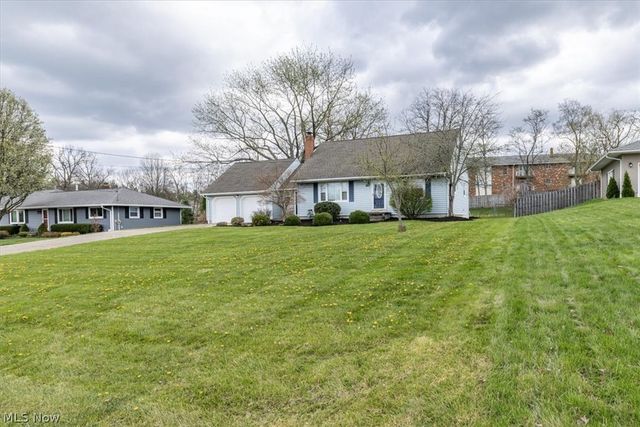 1211 Manitoulin Pike, Brunswick, OH 44212