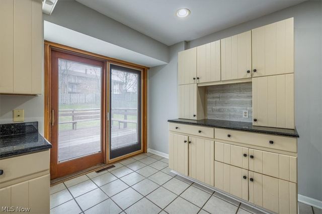 1211 Manitoulin Pike, Brunswick, OH 44212