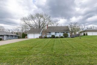 1211 Manitoulin Pike, Brunswick, OH 44212