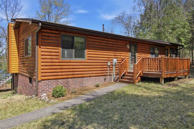 7998W Moose Lake Road, Hayward, WI 54843