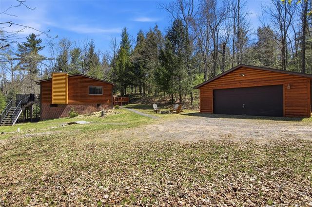 7998W Moose Lake Road, Hayward, WI 54843