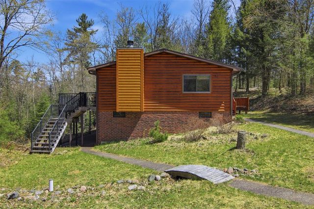 7998W Moose Lake Road, Hayward, WI 54843