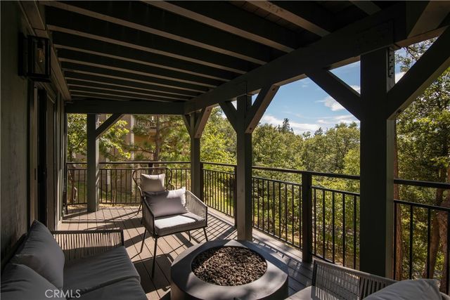 1340 Yosemite, Lake Arrowhead, CA 92352