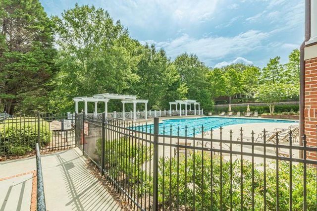 4678 Ivygate Circle SE 8E, Atlanta, GA 30339