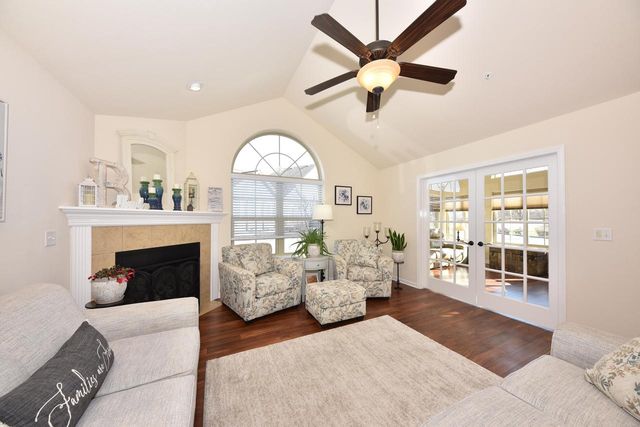 N50W25072 William DRIVE, Pewaukee, WI 53072