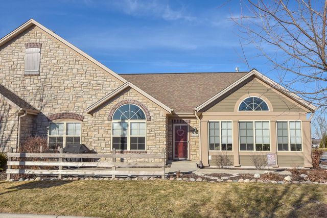 N50W25072 William DRIVE, Pewaukee, WI 53072