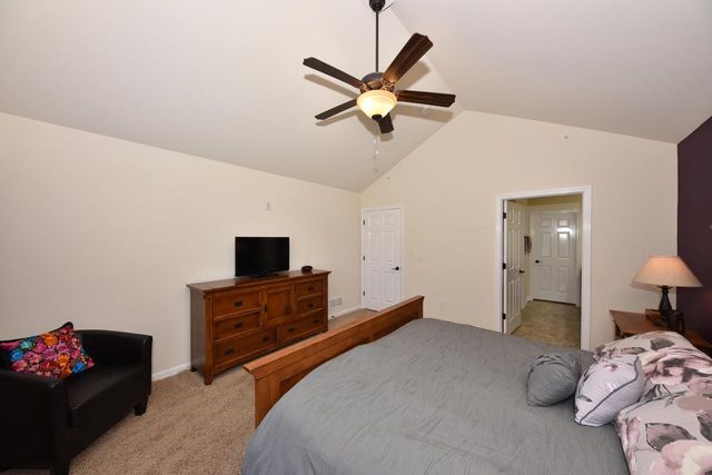 N50W25072 William DRIVE, Pewaukee, WI 53072