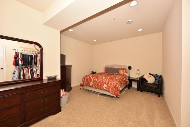 N50W25072 William DRIVE, Pewaukee, WI 53072