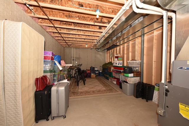 N50W25072 William DRIVE, Pewaukee, WI 53072