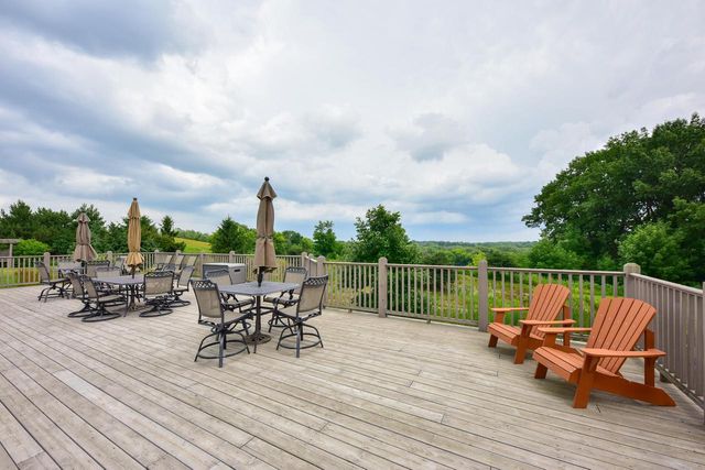 N50W25072 William DRIVE, Pewaukee, WI 53072