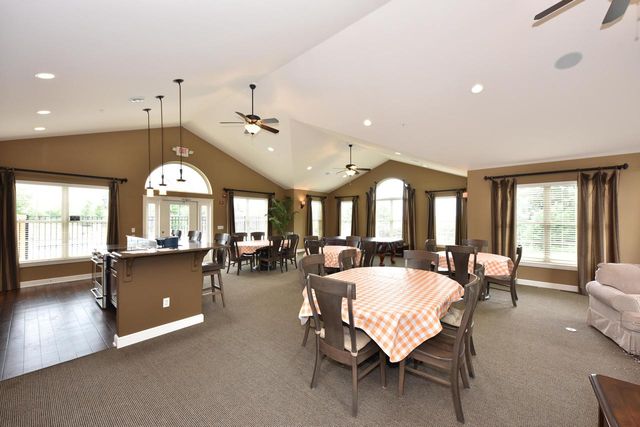 N50W25072 William DRIVE, Pewaukee, WI 53072