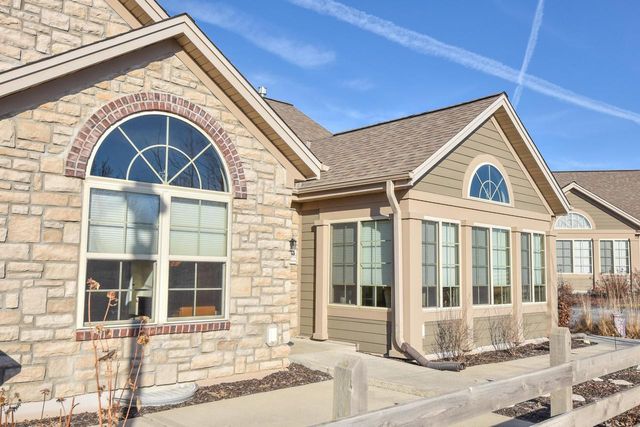 N50W25072 William DRIVE, Pewaukee, WI 53072