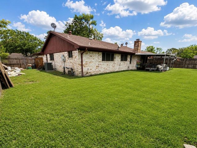 13826 Lantern Lane, Houston, TX 77015