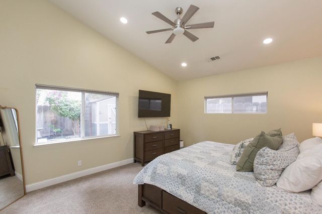 2520 Carmichael, Turlock, CA 95382