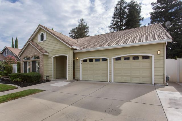 2520 Carmichael, Turlock, CA 95382