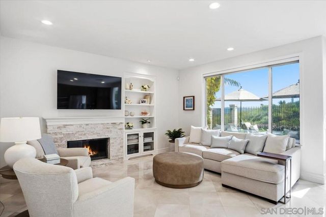 7137 Rockrose Ter, Carlsbad, CA 92011