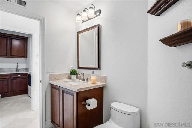 7137 Rockrose Ter, Carlsbad, CA 92011