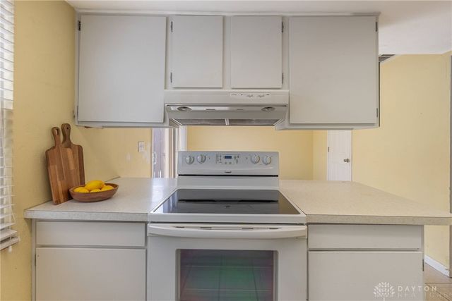 2106 Wellington Court, Fairborn, OH 45324