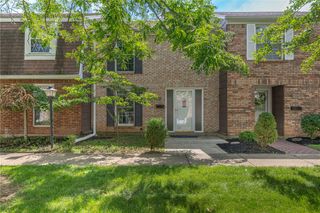 2106 Wellington Court, Fairborn, OH 45324