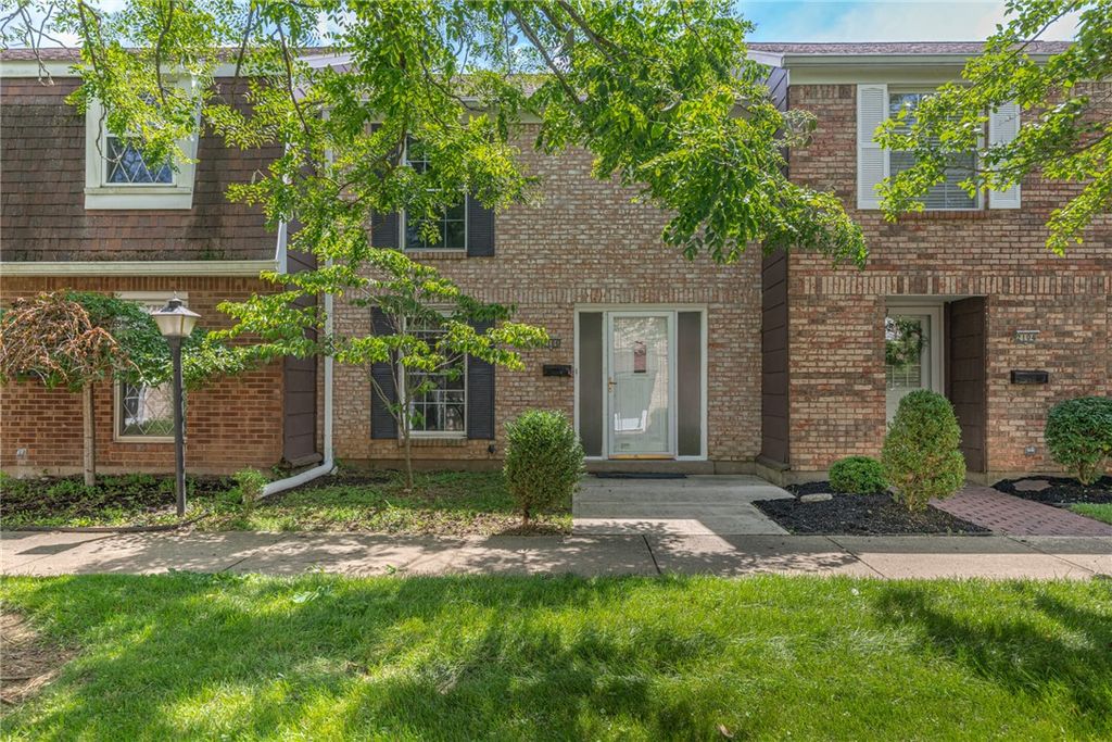 2106 Wellington Court, Fairborn, OH 45324
