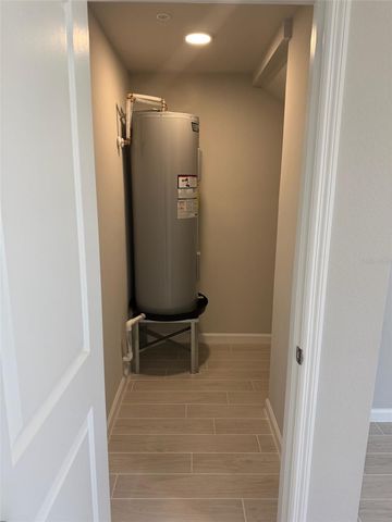 619 POTHOS STREET, Apopka, FL 32703