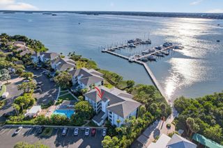 390 NE Edgewater Drive 403, Stuart, FL 34996