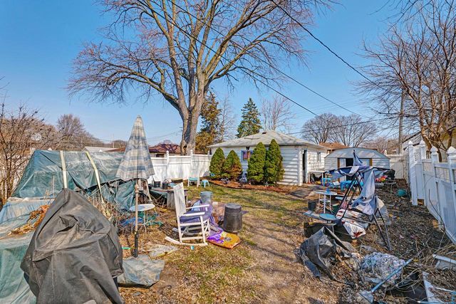 4646 N 72nd STREET, Milwaukee, WI 53218