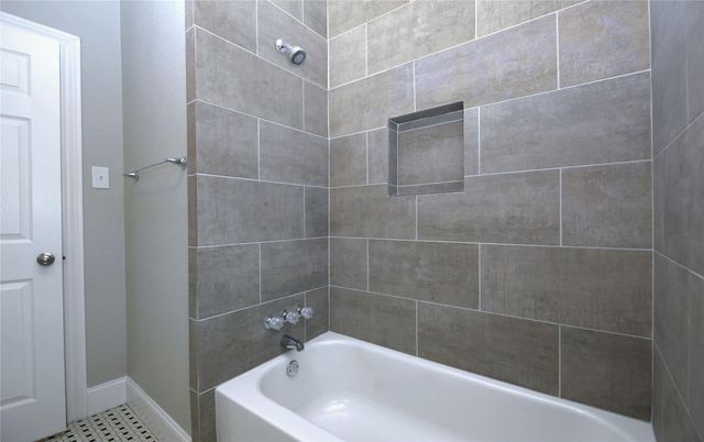 5520 Lawson, Houston, TX 77023