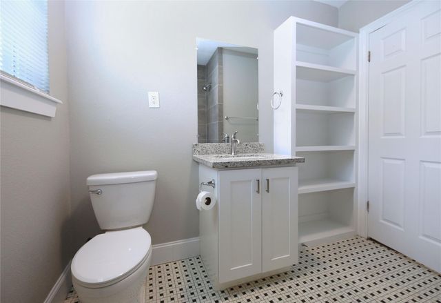 5520 Lawson, Houston, TX 77023