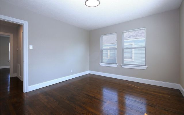 5520 Lawson, Houston, TX 77023