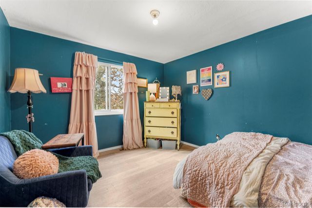 38320 Townhall Street, Harrison Charter Township, MI 48045