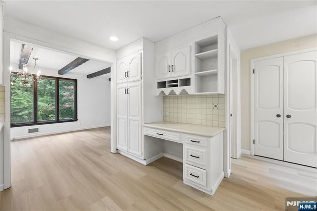 26 Glenwood Road, Tenafly, NJ 07670