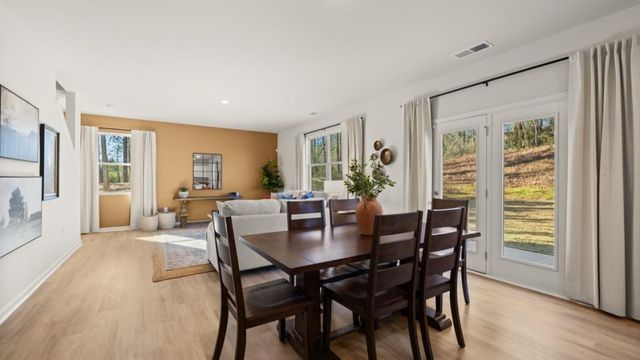 2955 Daxton Lane, Gainesville, GA 30507