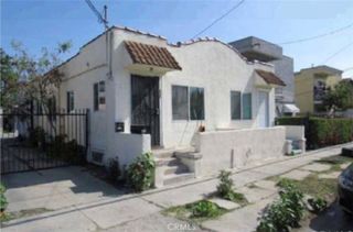 727 W 54th Street, Los Angeles, CA 90037