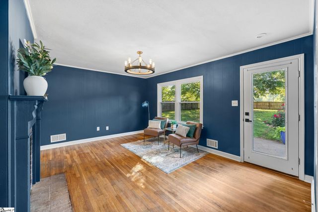 737 Lucerne Drive, Spartanburg, SC 29302