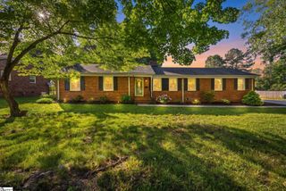 737 Lucerne Drive, Spartanburg, SC 29302