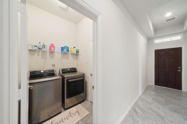 152 Bayou Bend Boulevard, Angleton, TX 77515