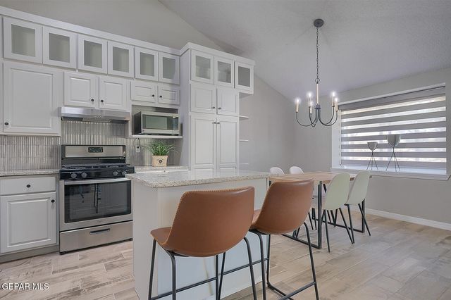 11565 BOB MITCHELL Drive, El Paso, TX 79936