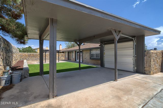 11565 BOB MITCHELL Drive, El Paso, TX 79936