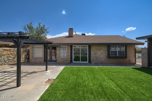 11565 BOB MITCHELL Drive, El Paso, TX 79936