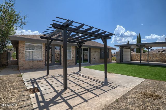 11565 BOB MITCHELL Drive, El Paso, TX 79936