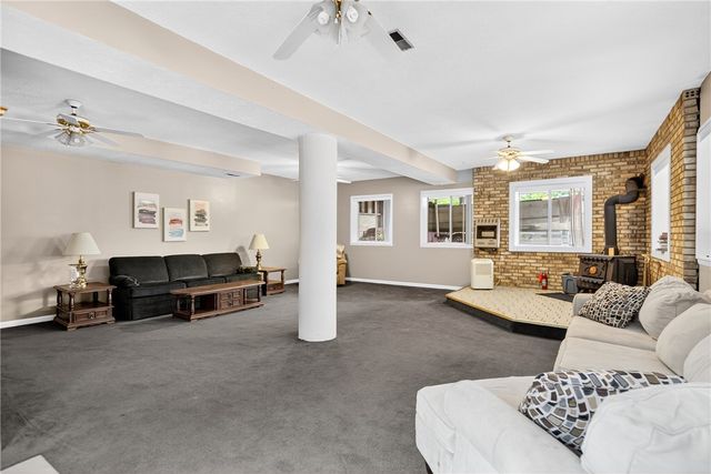 2345 Tuscarawas Rd, Brighton Twp, PA 15009