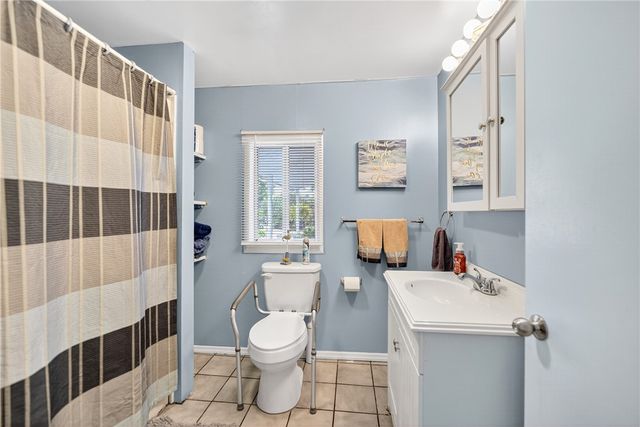 2345 Tuscarawas Rd, Brighton Twp, PA 15009